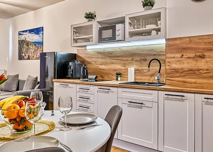 A5 Z Basenem, Sauną, Jacuzzi, Siłownią - 5d Apartament *